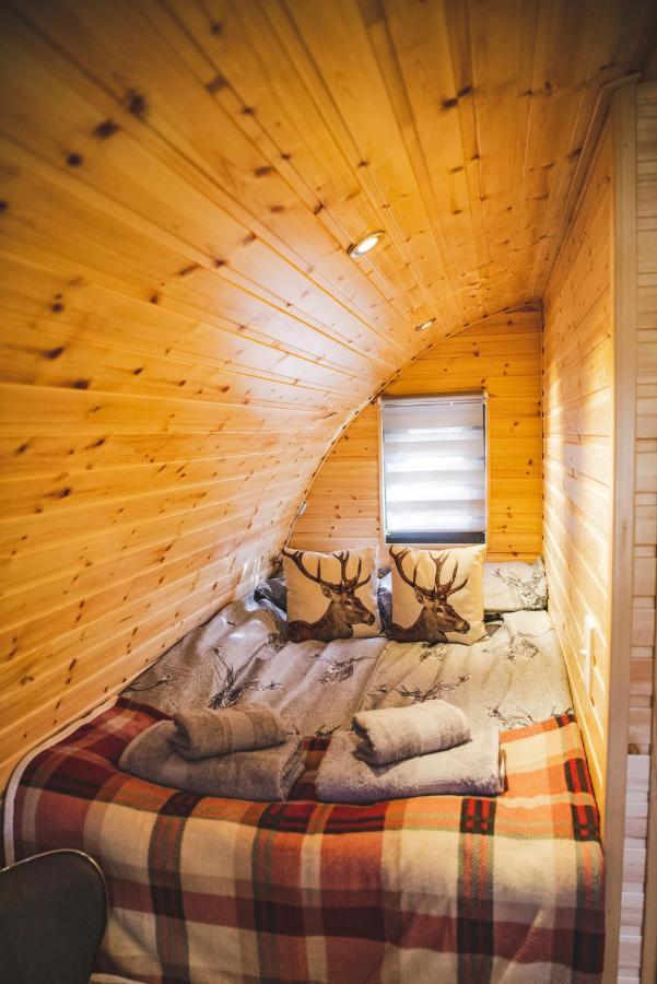 Highland & Transylvania Glamping Pods Roybridge Kültér fotó