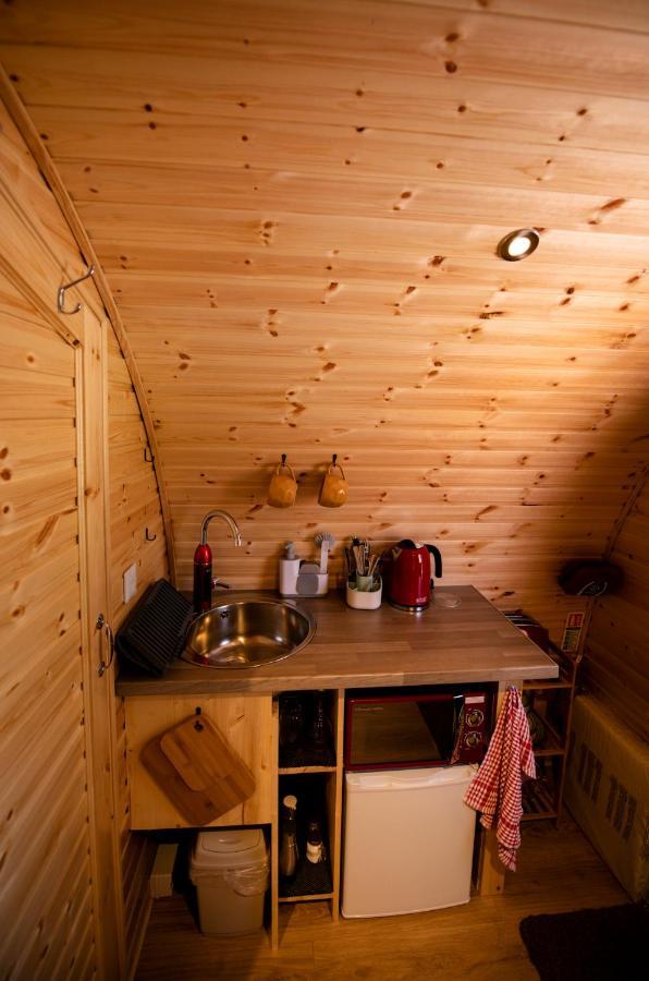 Highland & Transylvania Glamping Pods Roybridge Kültér fotó